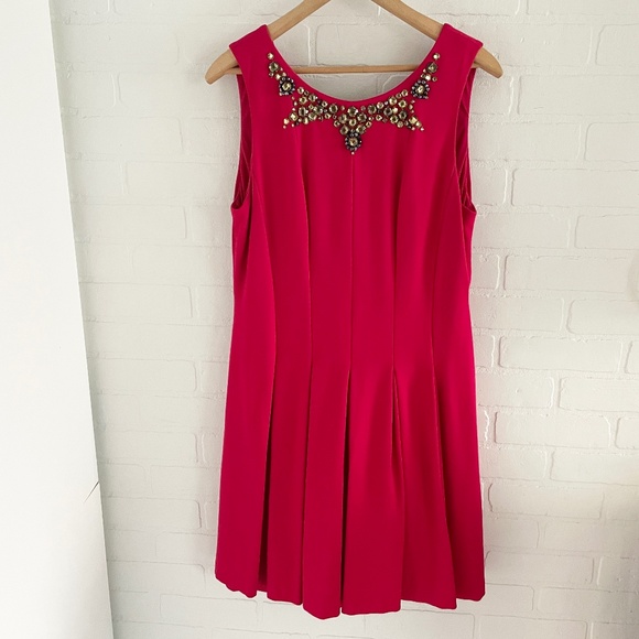 Adrianna Papell Red Pleated Mini Dress Jeweled Neck Tulle Lining Formal Sz 14 - Picture 1 of 15